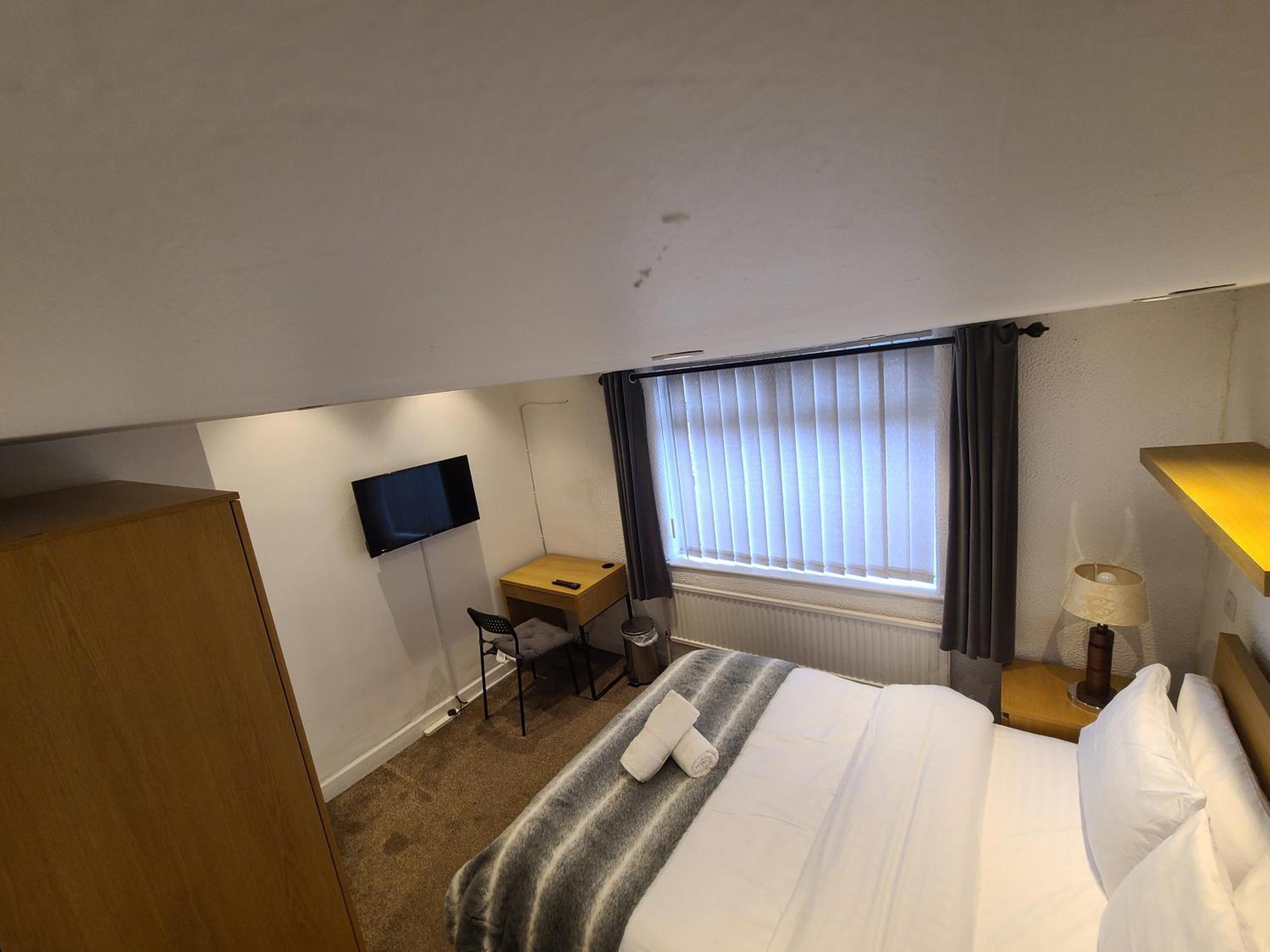 Grand Near Etihad Stadium Coop Live Droylsden Экстерьер фото