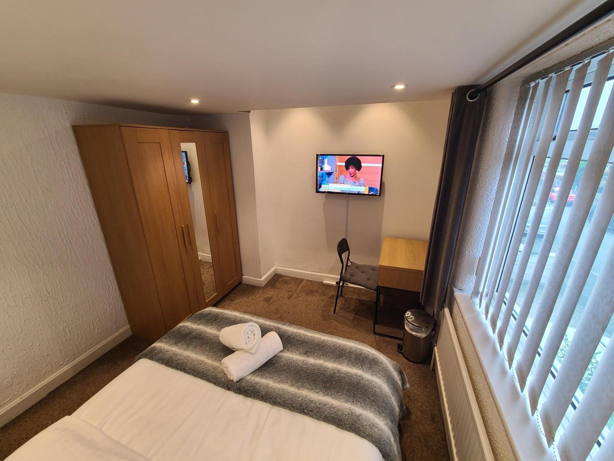 Grand Near Etihad Stadium Coop Live Droylsden Экстерьер фото